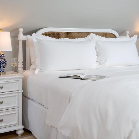 Candleberry Inn On Cape Cod Brewster Extérieur photo